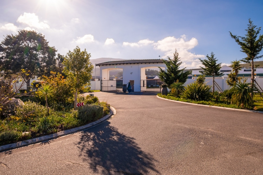 3 Bedroom Property for Sale in Sandbaai Western Cape